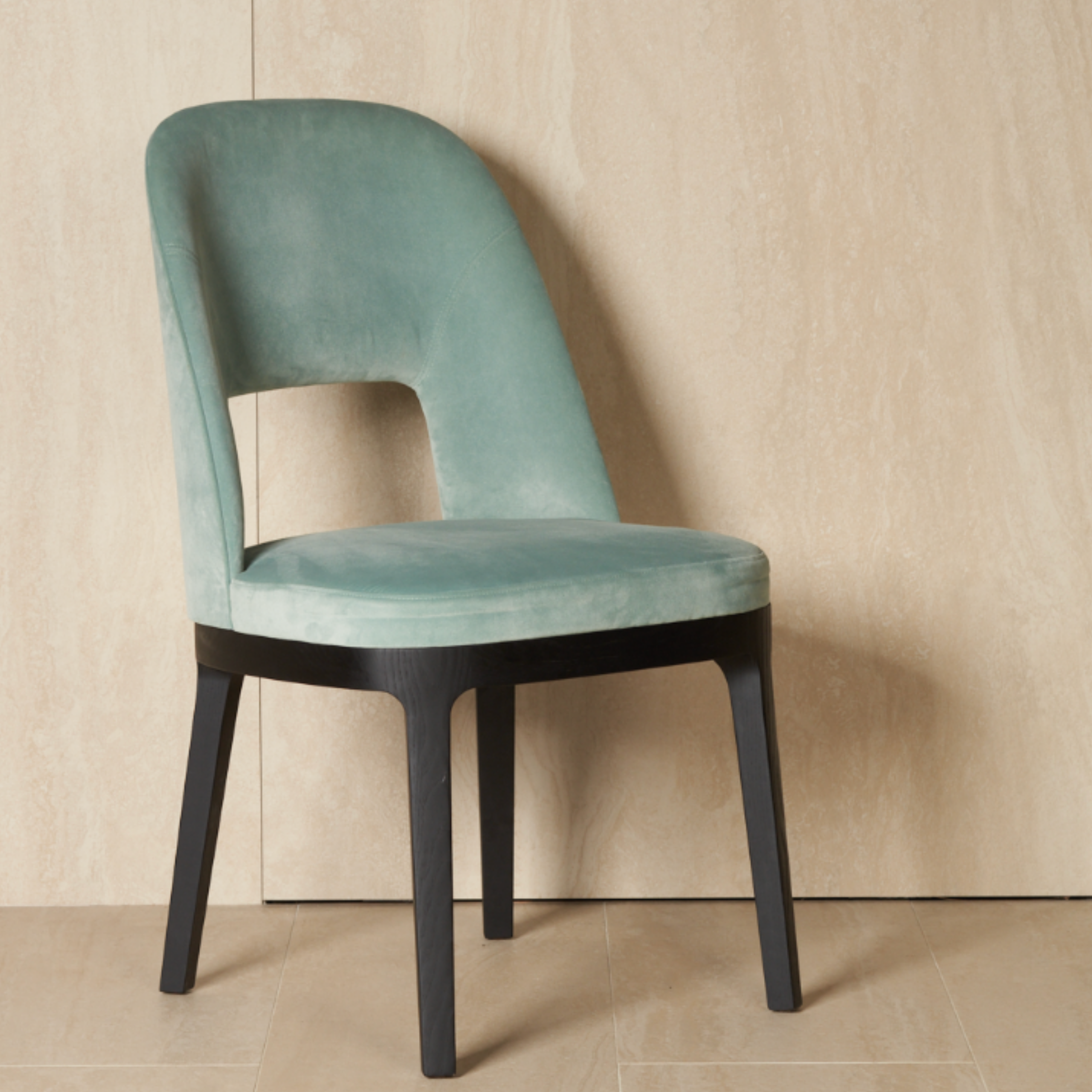 JUDIT CHAIR CM. 51X55